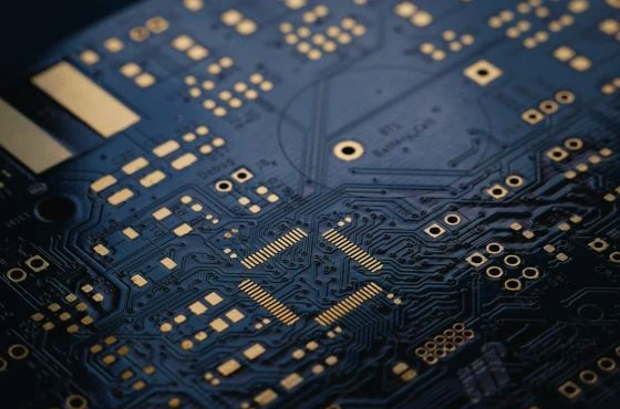 Wie geht es mit dem Goldbeschichtungsprozess der PCB -Fertigungsindustrie um?